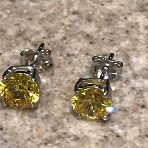 🌾 Lab Created Diamond Studs